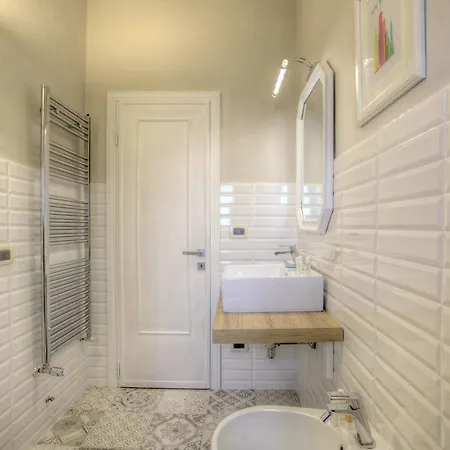 Apartament 77 Pistoia